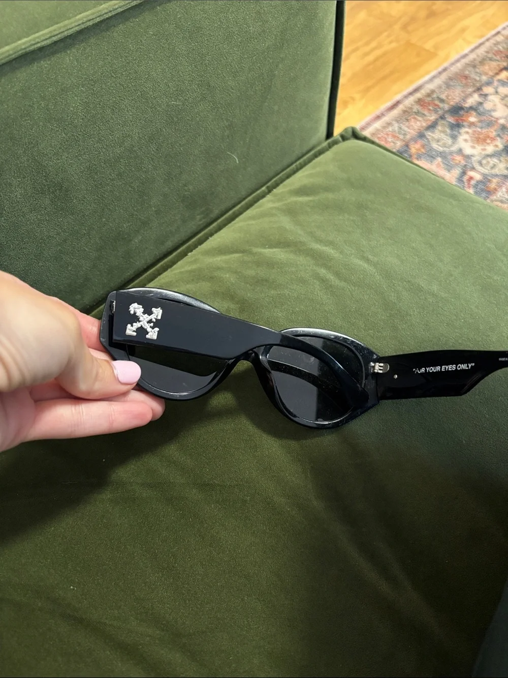 Off-White Black Oval Cat-Eye Sunglasses
